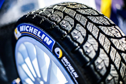 Đánh giá lốp Michelin Primacy 4: Đáng đầu tư không?