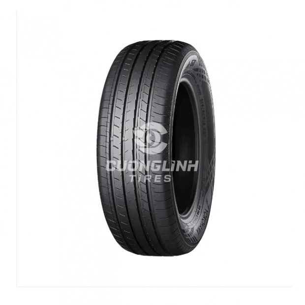 Lốp Yokohama 215/55R17